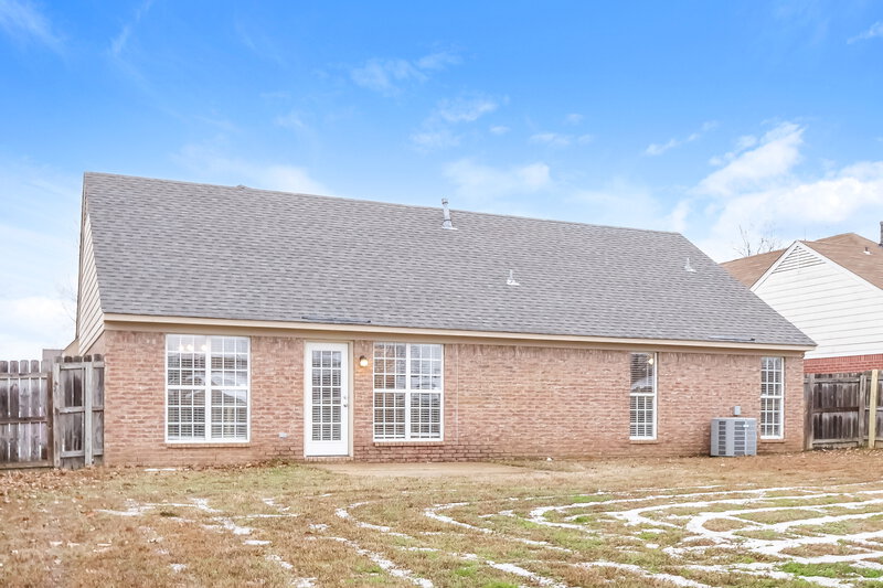 1,715/Mo, 1801 Cherry Creek Dr Southaven, MS 38671 Rear View 2