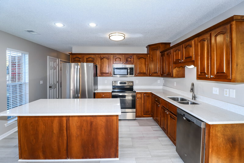 2,250/Mo, 5452 Belle Ridge Dr Arlington, TN 38002 Kitchen View