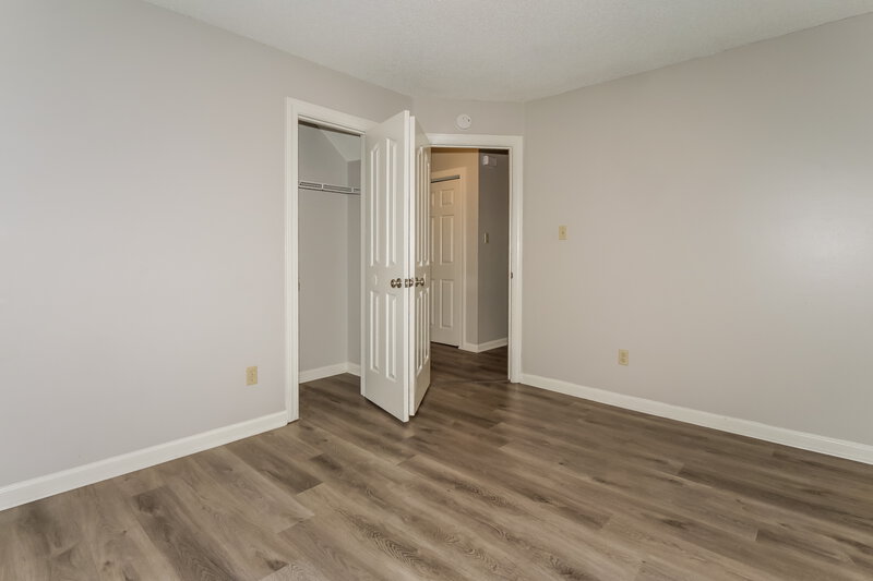 1,785/Mo, 3158 Clubview Cove N Lakeland, TN 38002 Bedroom View