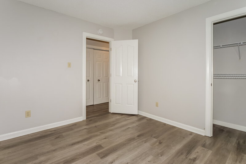 1,785/Mo, 3158 Clubview Cove N Lakeland, TN 38002 Bedroom View 3