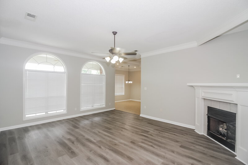 1,995/Mo, 7201 Arcastle Loop W Southaven, MS 38671 Floor Plan View 2