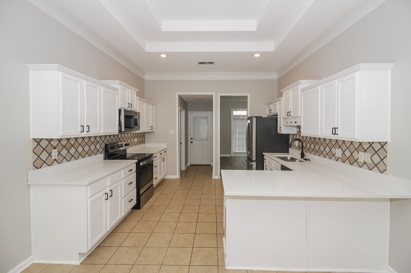 1,995/Mo, 7201 Arcastle Loop W Southaven, MS 38671 Kitchen View