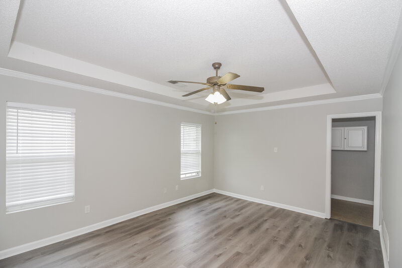 1,995/Mo, 7201 Arcastle Loop W Southaven, MS 38671 Main Bedroom View