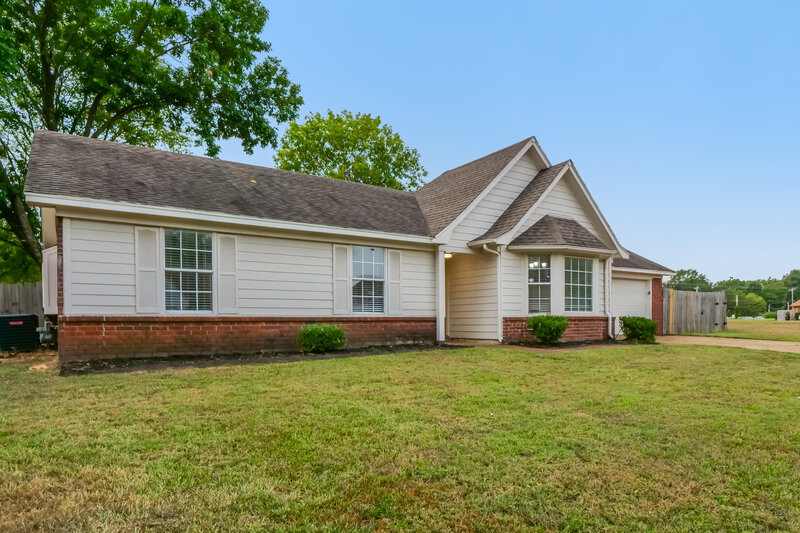 1,650/Mo, 9831 Riggan Dr Olive Branch, MS 38654 Front View