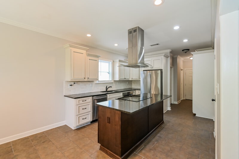 2,595/Mo, 7032 Apache Dr Olive Branch, MS 38654 Kitchen View 2