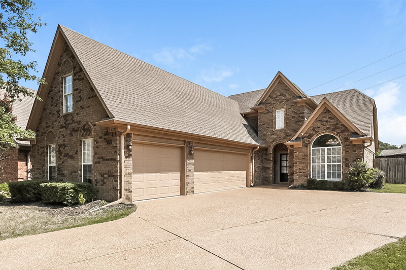 2,415/Mo, 4298 Arabella Dr Southaven, MS 38672 Front View 2