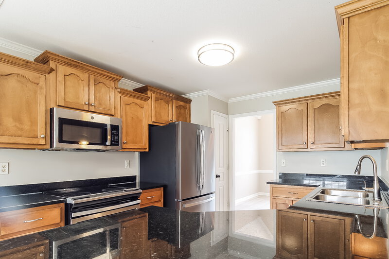 2,415/Mo, 4298 Arabella Dr Southaven, MS 38672 Kitchen View