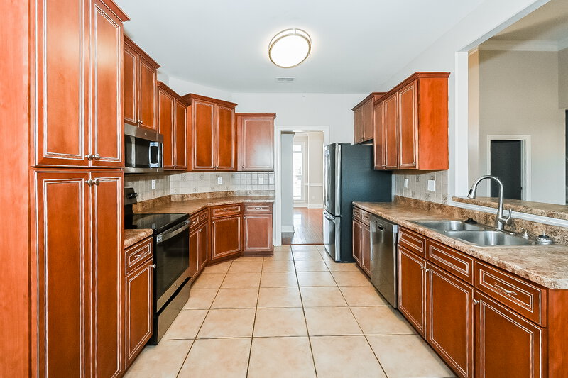 2,125/Mo, 4929 Rosebrook Cir W Southaven, MS 38672 Kitchen View