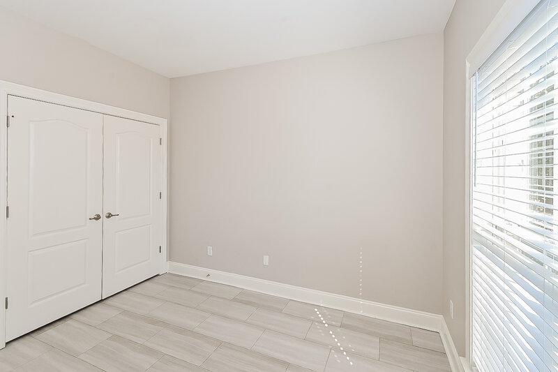 2,125/Mo, 4929 Rosebrook Cir W Southaven, MS 38672 Bedroom View 4