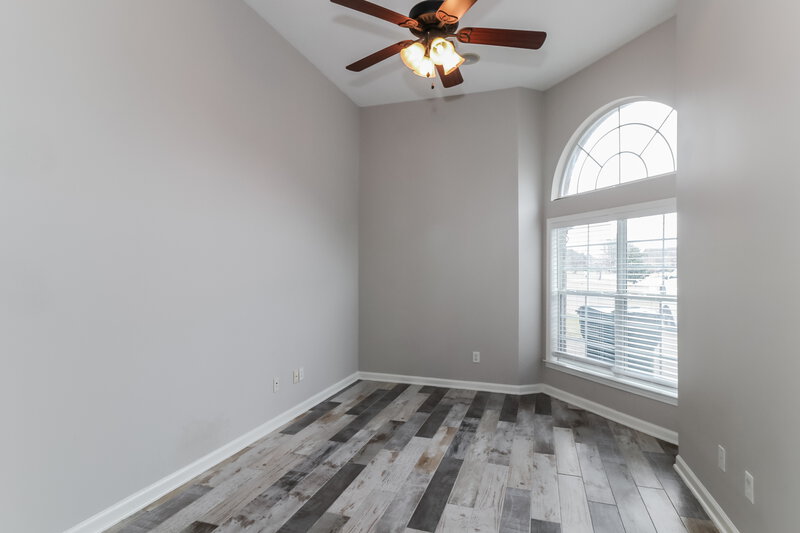 1,940/Mo, 4213 St Anne Cove Southaven, MS 38672 Living Room View 2