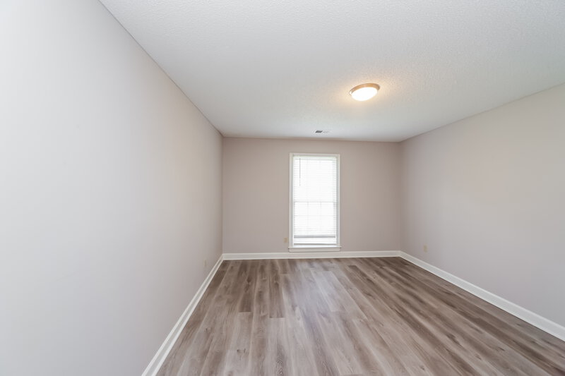 1,900/Mo, 7565 Woody Hollow Cove Memphis, TN 38125 Bedroom View