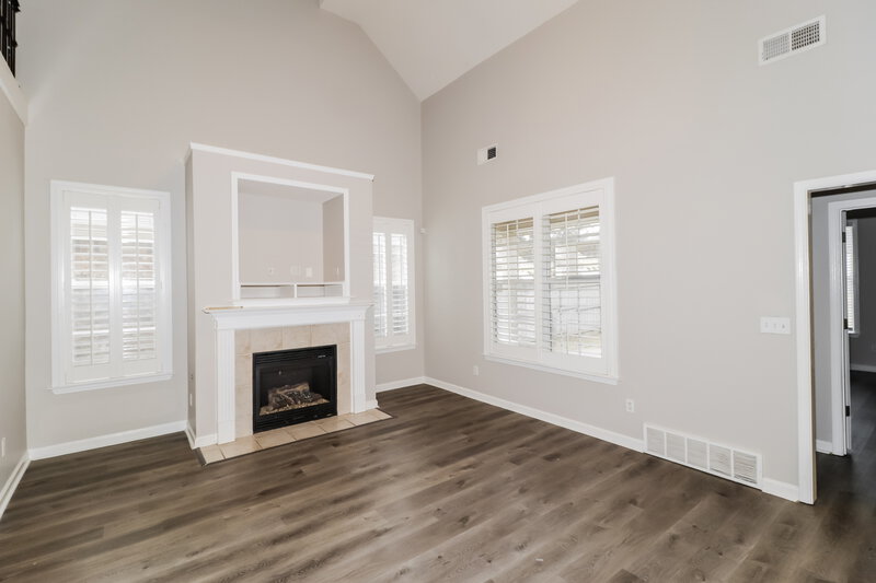 2,175/Mo, 4934 Indian Walk Ln Arlington, TN 38002 Living Room View