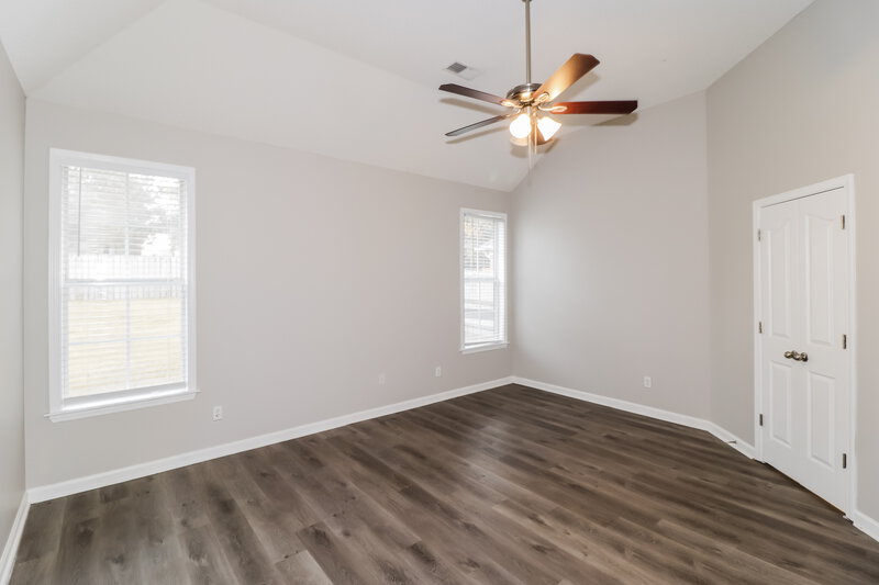 2,175/Mo, 4934 Indian Walk Ln Arlington, TN 38002 Main Bedroom View