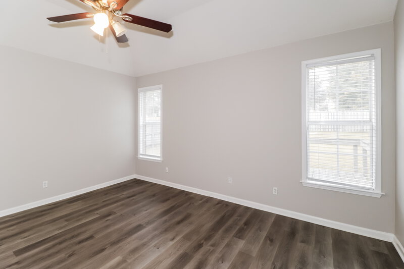 2,175/Mo, 4934 Indian Walk Ln Arlington, TN 38002 Main Bedroom View 2