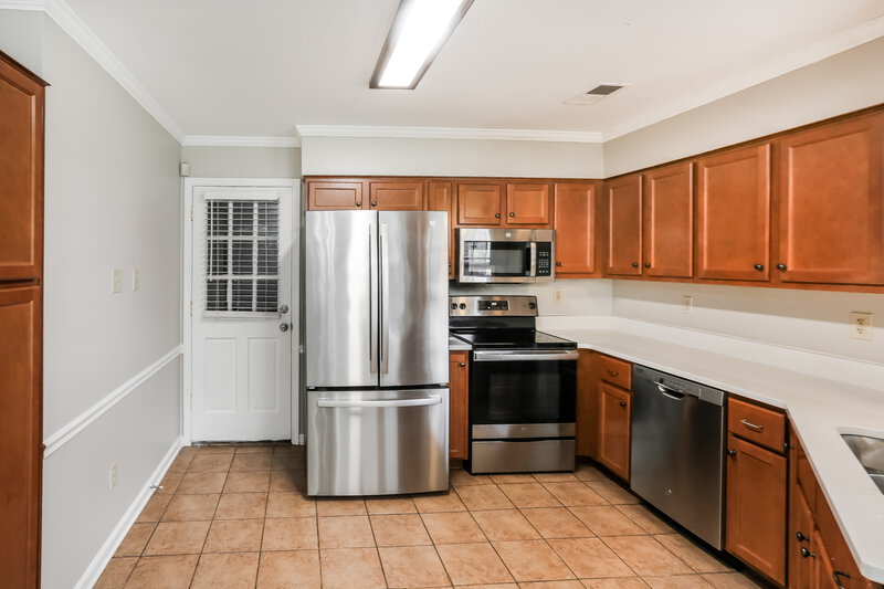 2,110/Mo, 5080 Kennet Ct Memphis, TN 38141 Kitchen View