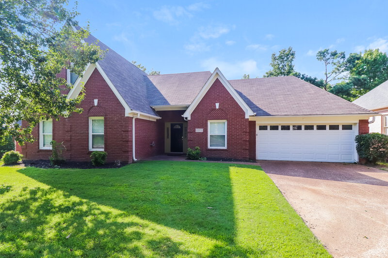 2,050/Mo, 2575 Country Glade Cv S Cordova, TN 38016 Front View