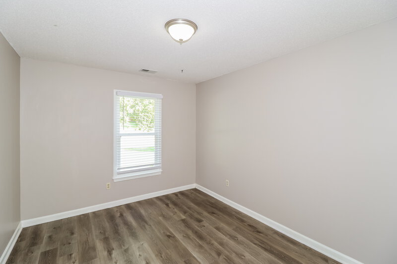 2,050/Mo, 2575 Country Glade Cv S Cordova, TN 38016 Bedroom View 2