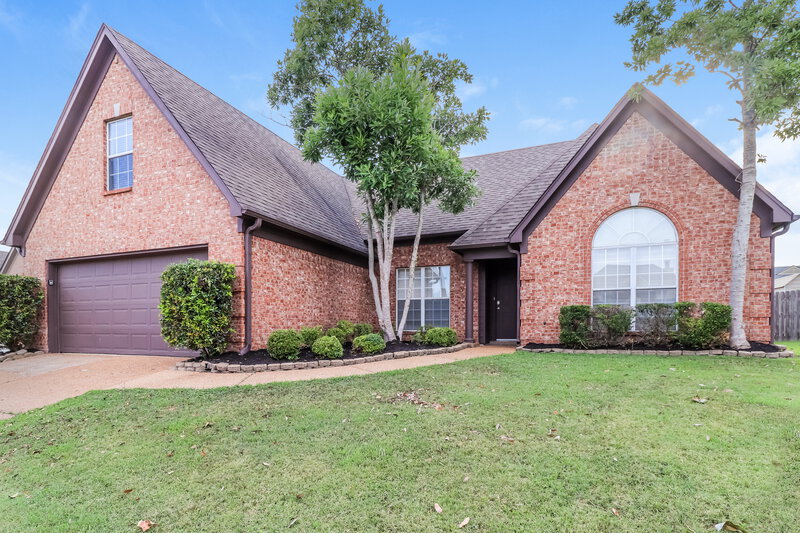 2,165/Mo, 5201 Melanie Creek Cove Arlington, TN 38002 Front View