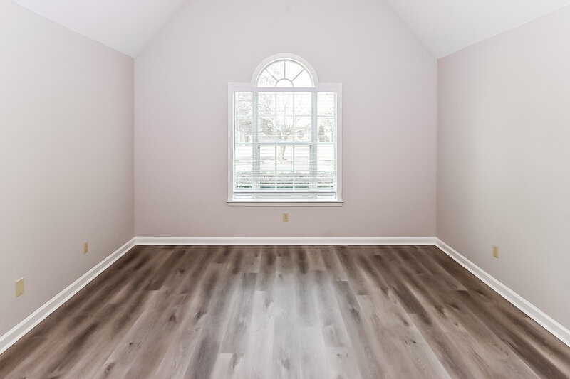 2,200/Mo, 147 N Parkway St Hernando, MS 38632 Bedroom View 3