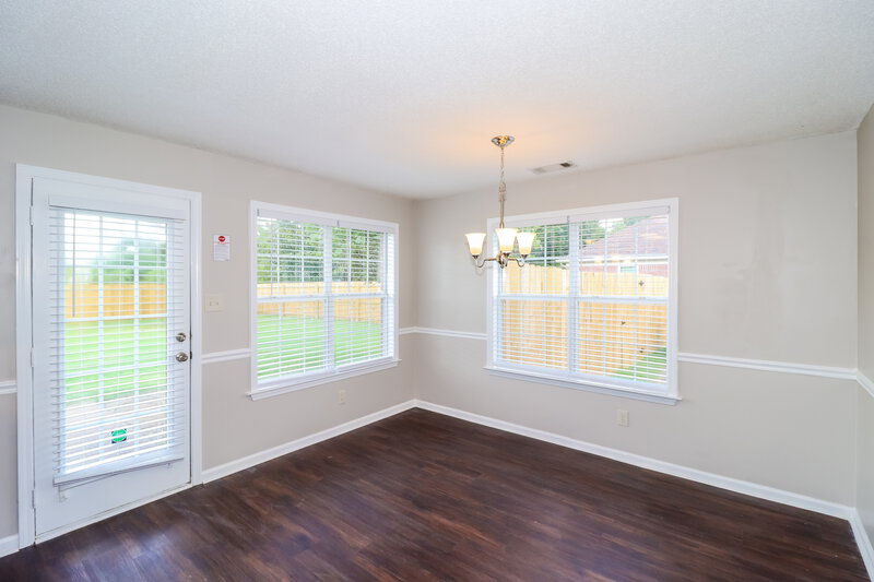 2,095/Mo, 8330 Trondheim Dr Cordova, TN 38018 Breakfast Nook View