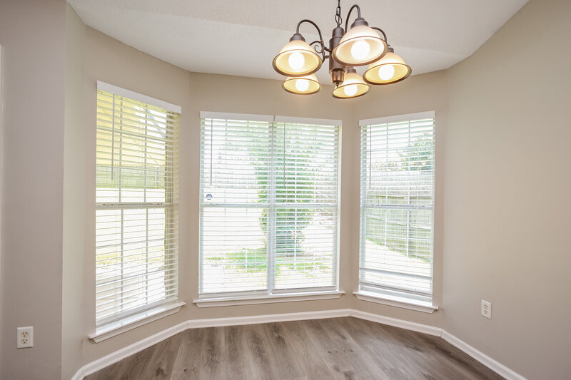 2,105/Mo, 1657 Madison Ave Southaven, MS 38671 Dining Room View