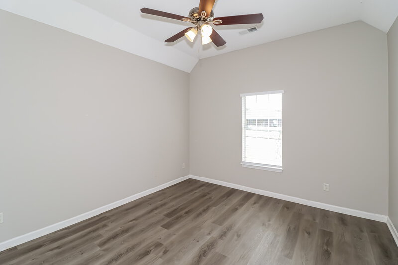 1,645/Mo, 185 Village Dr Oakland, TN 38060 Main Bedroom View 2