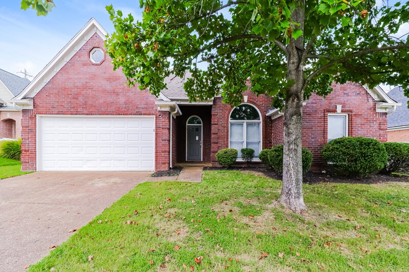 2,040/Mo, 1883 Banstead Dr Cordova, TN 38016 Front View