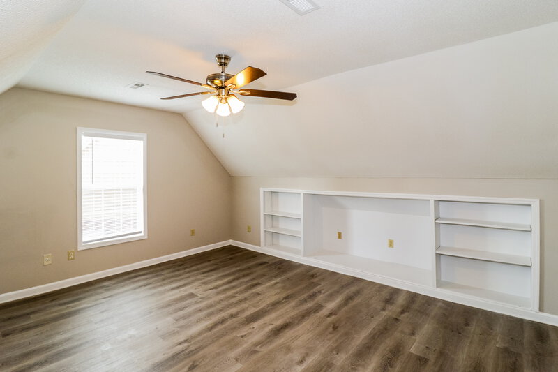 2,240/Mo, 3426 Post Elm Ln Bartlett, TN 38133 Bonus Room View