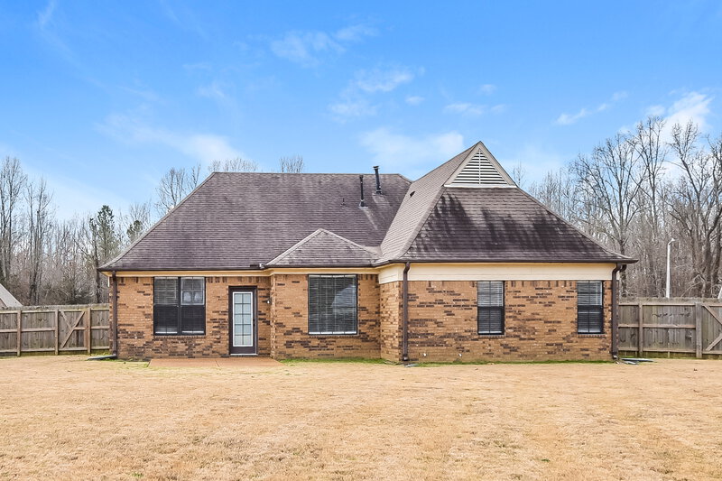 2,375/Mo, 6010 Abigail Bluffs Cove Bartlett, TN 38135 Rear View