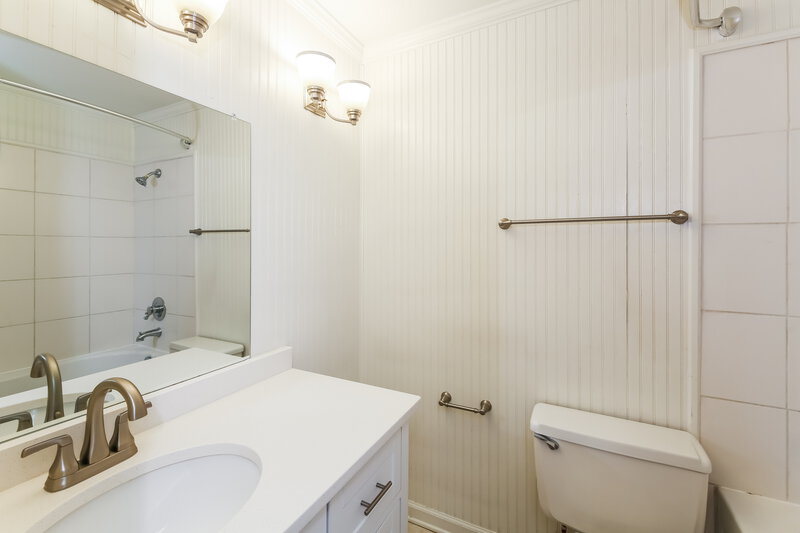 1,845/Mo, 442 Dove Valley Rd Collierville, TN 38017 Bathroom View