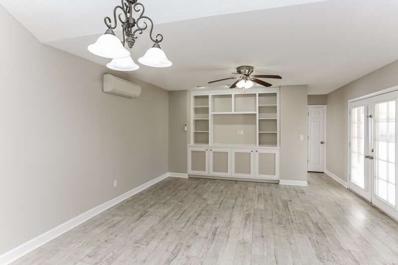 2,360/Mo, 11169 Ewe Turn Dr Arlington, TN 38002 Dining Room View