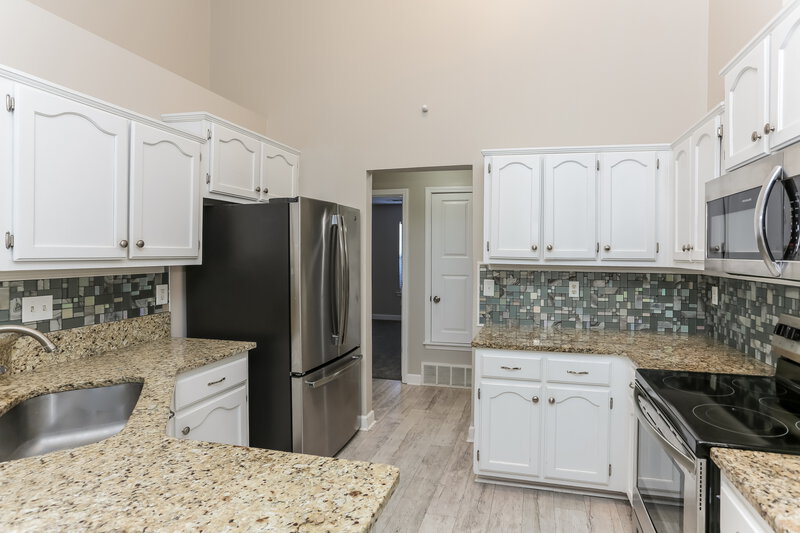 2,360/Mo, 11169 Ewe Turn Dr Arlington, TN 38002 Kitchen View 2