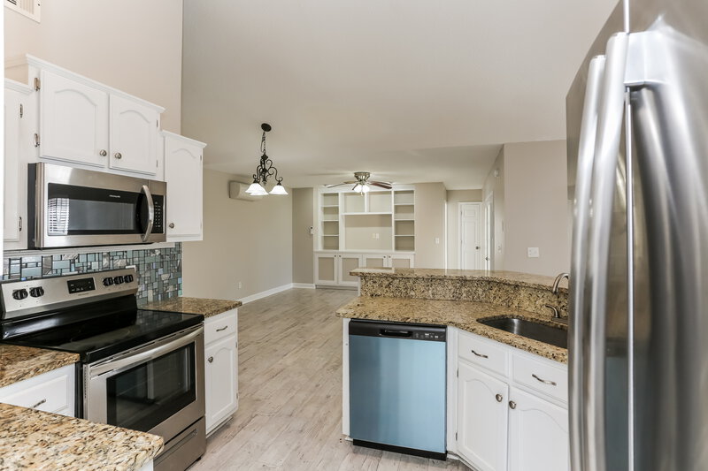 2,360/Mo, 11169 Ewe Turn Dr Arlington, TN 38002 Kitchen View 3