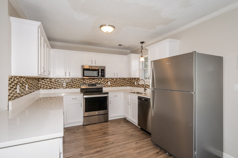 1,800/Mo, 7362 Stonegate Blvd Southaven, MS 38671 Kitchen View