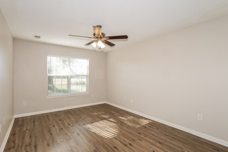 1,800/Mo, 7362 Stonegate Blvd Southaven, MS 38671 Main Bedroom View