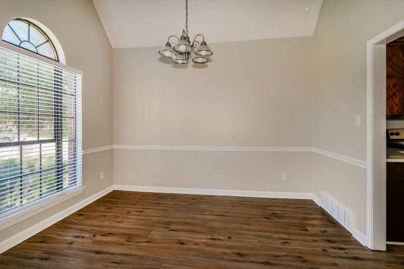 2,180/Mo, 7896 Jills Creek Dr Bartlett, TN 38133 Dining Room View