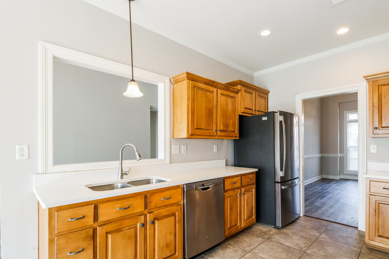 2,175/Mo, 4388 Bloombury St Southaven, MS 38672 Kitchen View
