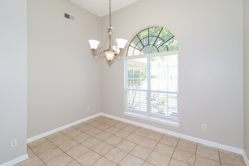 2,450/Mo, 3145 Big Ben S Hernando, MS 38632 Dining Room View