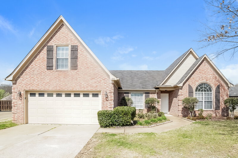 2,300/Mo, 5915 Landau Dr Southaven, MS 38671 External View