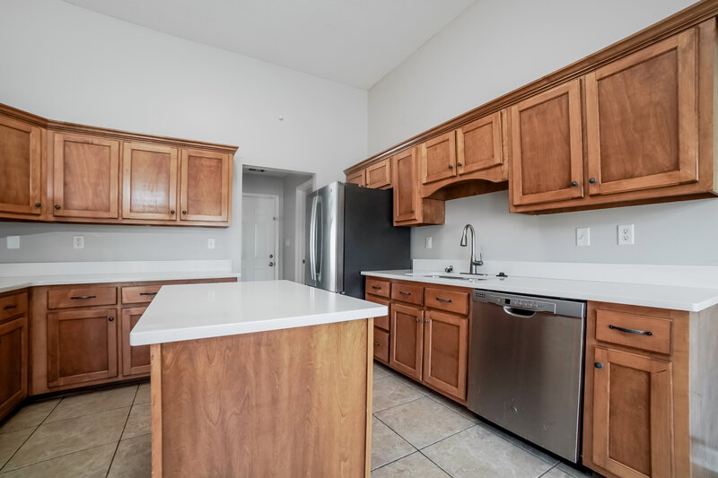 2,300/Mo, 5915 Landau Dr Southaven, MS 38671 Kitchen View