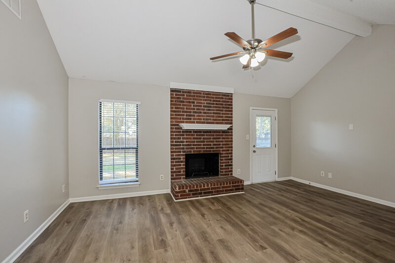 1,510/Mo, 6659 Ashland Dr Olive Branch, MS 38654 Living Room View 4