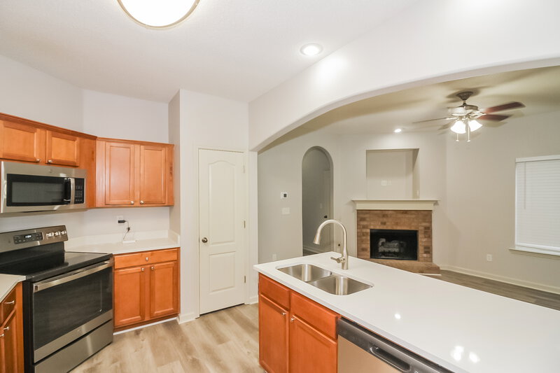 1,815/Mo, 1254 Carlton Ridge Dr Cordova, TN 38018 Kitchen View