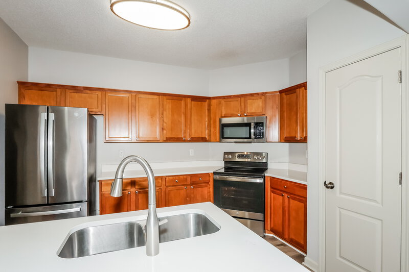 1,715/Mo, 1254 Carlton Ridge Dr Cordova, TN 38018 Kitchen View 2