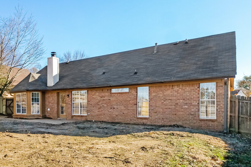 1,740/Mo, 1700 Brentwood Trce Southaven, MS 38671 Rear View
