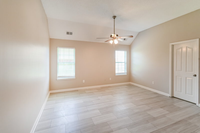 2,135/Mo, 2547 Pyramid Dr Southaven, MS 38672 Main Bedroom View