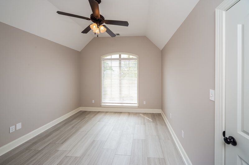 2,760/Mo, 1406 Lake Front Dr E Hernando, MS 38632 Bedroom View 2