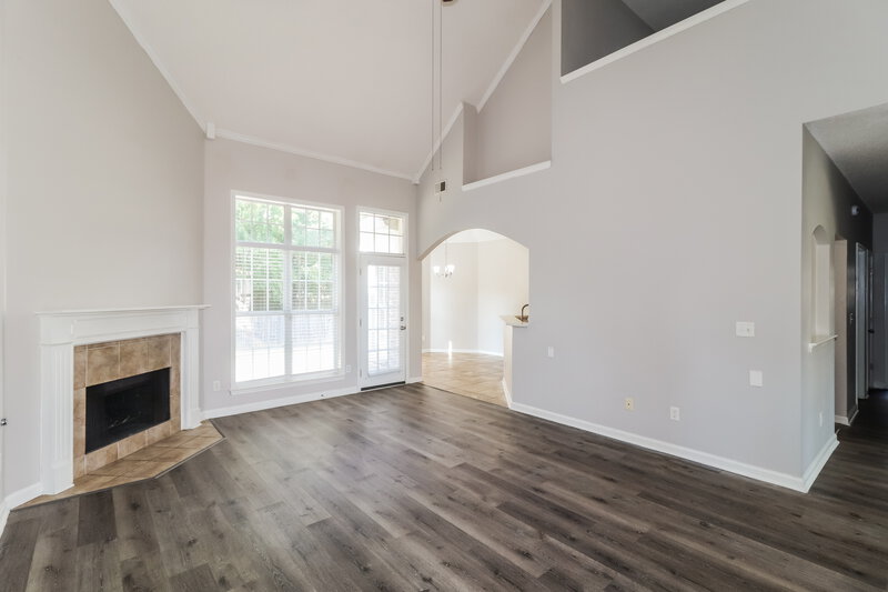 1,945/Mo, 9168 Acadia Pl Cordova, TN 38018 Living Room View 2