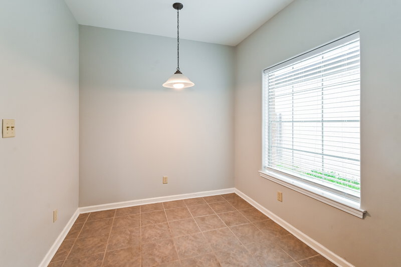 1,915/Mo, 90 Birch Springs Dr Oakland, TN 38060 Breakfast Nook View