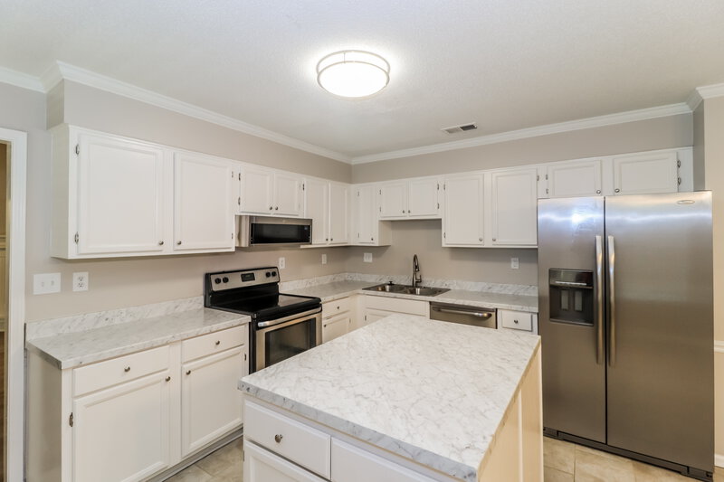 1,905/Mo, 1366 Sandy Stone Ln Cordova, TN 38016 Kitchen View