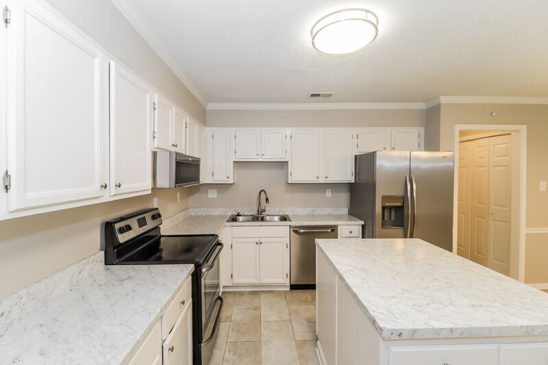 1,905/Mo, 1366 Sandy Stone Ln Cordova, TN 38016 Kitchen View 2